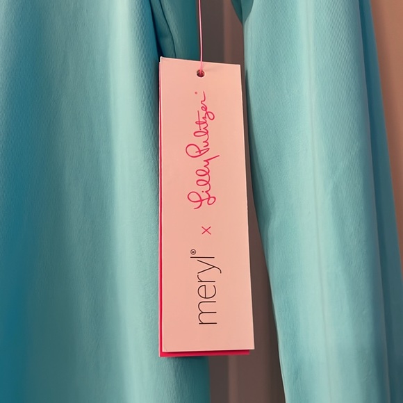 Lilly Pulitzer x Meryl UPF 50+ Meryl Nylon Renay Amalfi Blue - Picture 2 of 7
